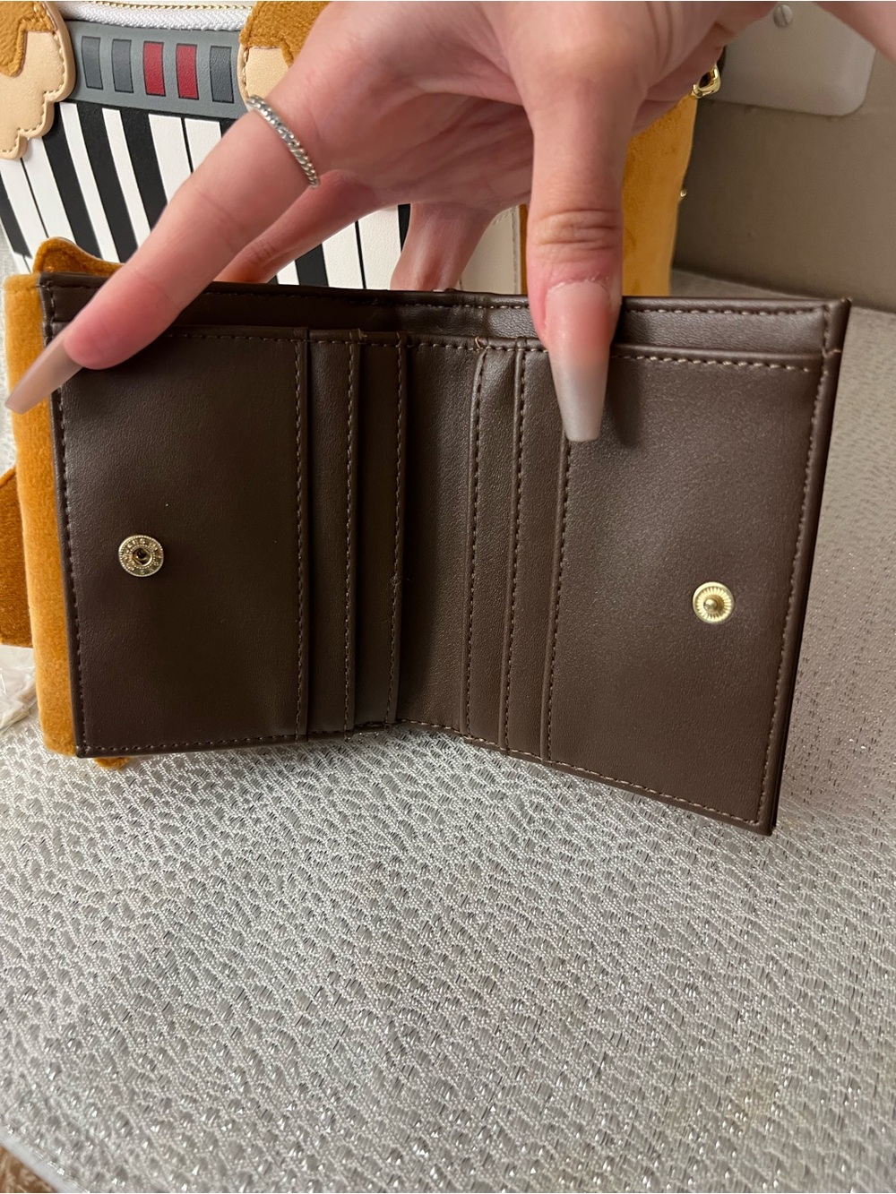 Loungefly Gremlins Gizmo Mini Backpack & Wallet Set Faux Leather Adjustable - Picture 5 of 11